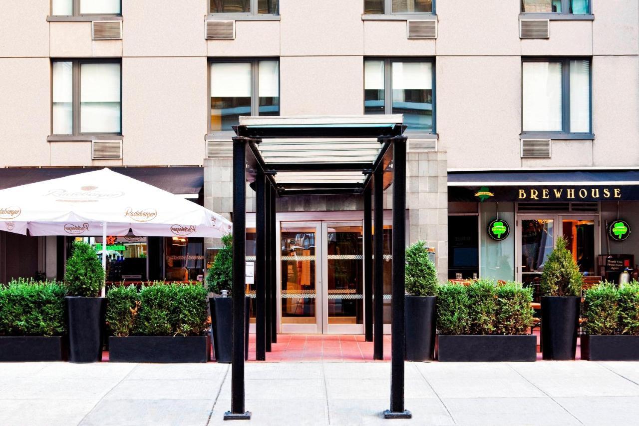 The Chelsean New York Hotel Buitenkant foto