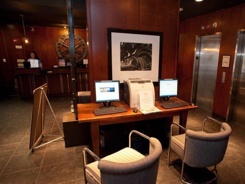 The Chelsean New York Hotel Buitenkant foto